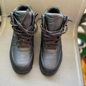 Nike ACG boot